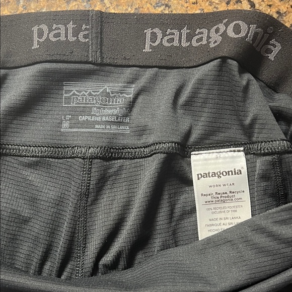 Patagonia Capilene Lightweight Baselayer - Picture 2 of 2